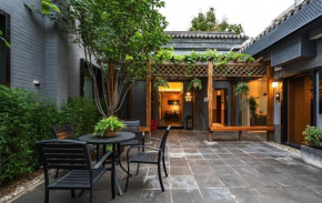 Гостиница Qiuguo Hutong Courtyard Hotel  Пекин